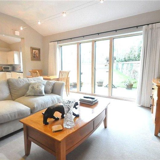 2 bedroom semi-detached house to rent - Photo 1