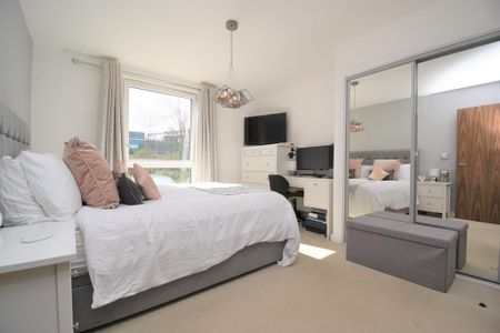 2 bedroom apartment to rent - Photo 3