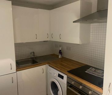 Studio Flat, High Road, N22 - Photo 4