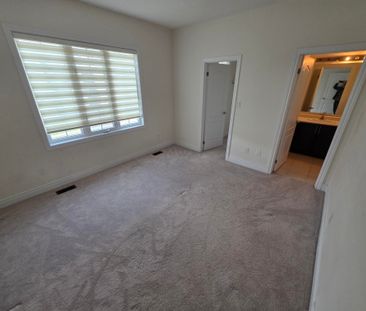 For Lease - 1140 Harden Trail, Newmarket, Ontario - Photo 5