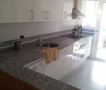 2 Bedroom Apartment For Rent in La Duquesa, Málaga - Photo 2