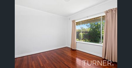 Conveniently Located 2 Bedroom Unit - Photo 3