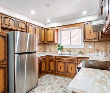 For Lease - 686 Limeridge Road, Hamilton, Ontario - Photo 3