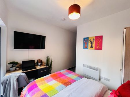 BEDROOM 2 – MEDIUM DOUBLE ENSUITE - Photo 4