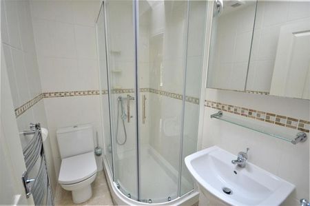 1 Bedroom Apartment To Let - Photo 4