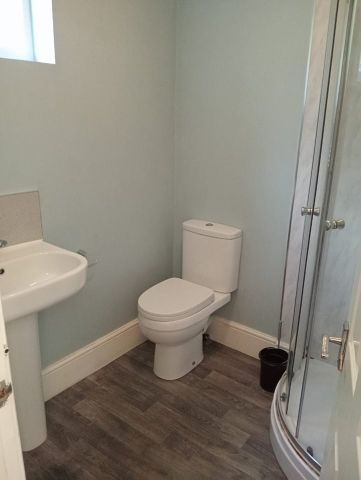 Room in a Shared House, Oval Road, B24 - Photo 5