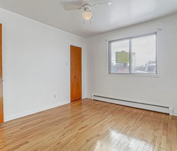 4 1/2 tout près du CLSC de Montréa-Nord - Photo 1