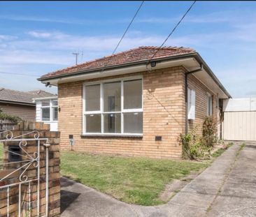 Charming Family Home in the Heart of Springvale - Photo 6