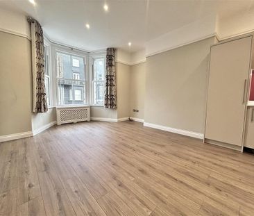 2 bedroom ground floor flat to rent - Photo 1