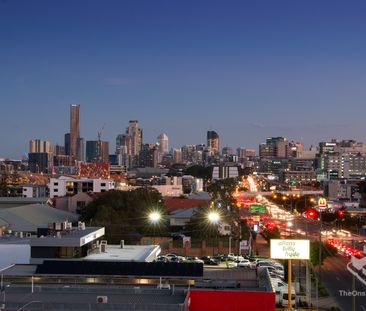 Modern 1 Bedroom Apartment - Unfurnished Electricity, Water & Inter... - Photo 5