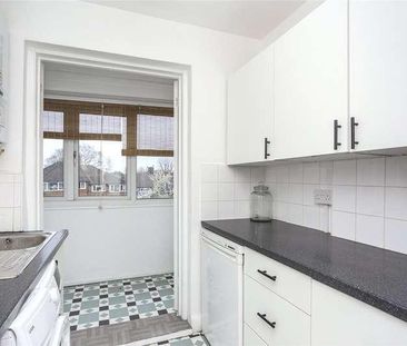 Moremead Road, London, SE6 - Photo 4