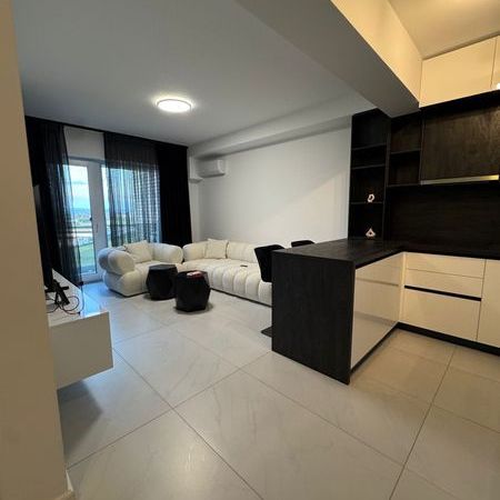 Chirie apartament 2 camere + living, cu parcare, in bloc nou nufarul - Photo 1
