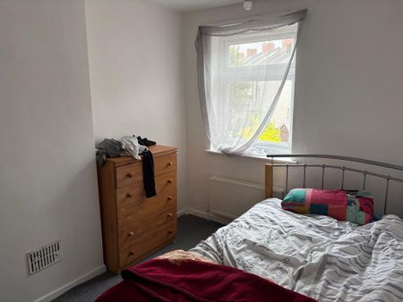 2 bedroom terraced house to rent - Photo 5