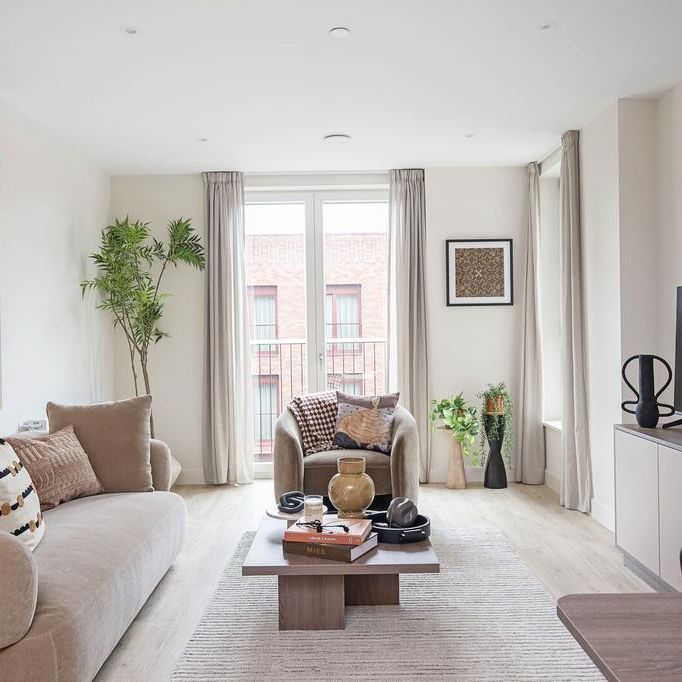 2 bedroom flat to rent - Photo 1