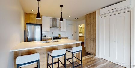 3720 Rue Médard Émard, Longueuil (Saint-Hubert), QC J3Y - Photo 3