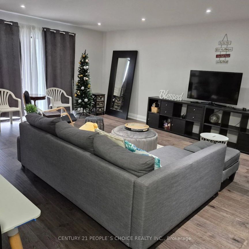 82 John Lindsay Court #Upper - Photo 1