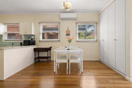 Light Filled Single-Level Home - Photo 5