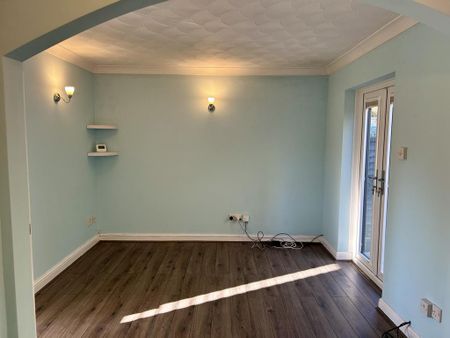 2 bedroom terraced house to rent - Photo 3