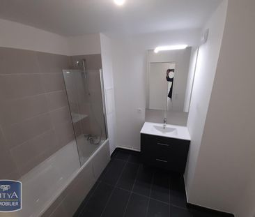 Location Appartement 3 pièces 61m² FONTENAY SOUS BOIS 94120 - Photo 2