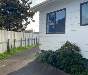 76 Shifnal Drive, Randwick Park, Auckland - Photo 3