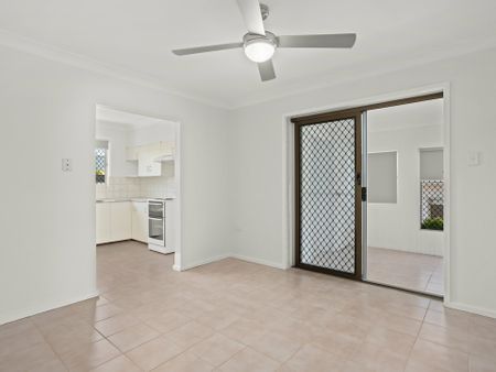 Tidy Taree West Villa - Photo 2