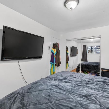 4 et demi demi sous-sol - TRÈS BIEN PLACÉ - Photo 4