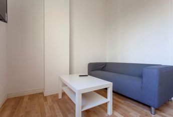 Room with double bed in Actor Llorens Street