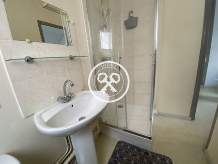 Location Appartement 1 pièce 23m² TROYES 10000 - Photo 2