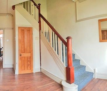 6 bedroom semi-detached house to rent - Photo 6