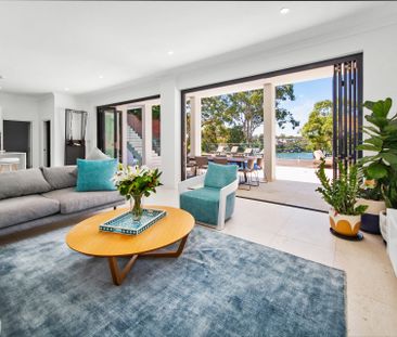 Prestige Deep Waterfront Residence – a Rare Lifestyle Opportunity - Photo 2