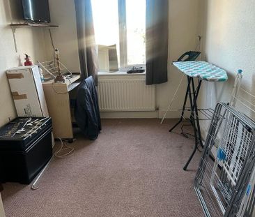 4 bedroom house to rent - Photo 4