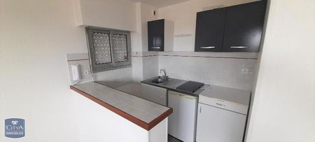 Location Appartement 2 pièces 41m² POITIERS 86000 - Photo 4