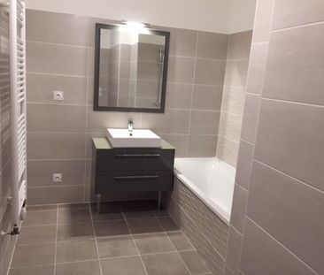 Location Appartement 3 pièces 62m² LYON 2ème - Photo 4