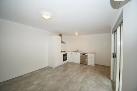 Contemporary Dual Living Residence Minutes from the Coast - Photo 4