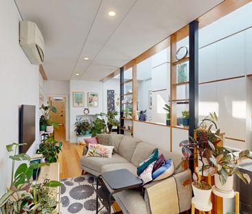 A Hidden Flemington Gem with Space to Entertain - Photo 2