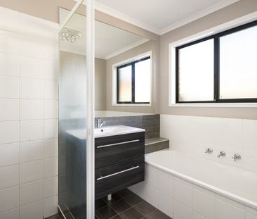 50 Mathieson Street, Carrington NSW 2294 - House For Rent | Domain - Photo 5