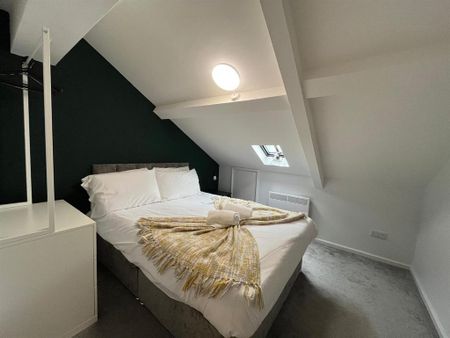 3 bedroom apartment to rent - Photo 4