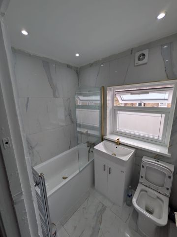 Room in a Shared House, Westbury Terrace, E7 - Photo 5