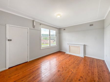 5 Barber Street, BERKELEY NSW 2506 - Photo 4