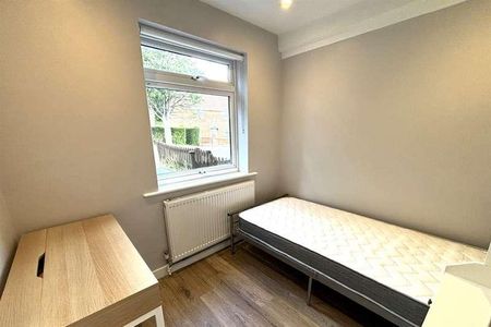 Stanmore, SO22 - Photo 2