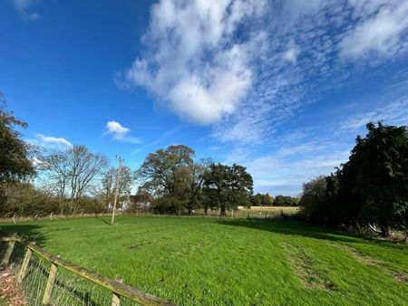Barn Conversion to rent on - Photo 5