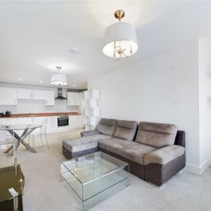 Butler House, Maidenhead Butler House, Maidenhead - Photo 2