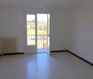 Location Appartement 3 pièces 62m² - Photo 3