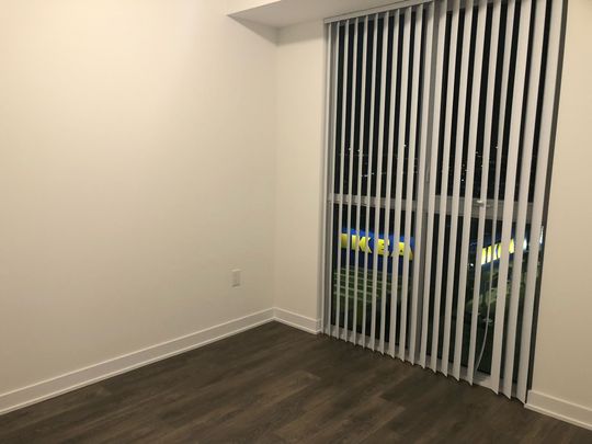 For Lease - 10 Honeycrisp Crescent Unit# 815, Vaughan, Ontario - Photo 1