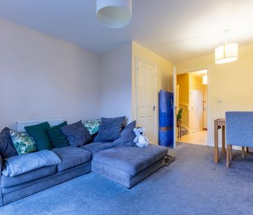 2 bedroom terraced house to rent - Photo 2