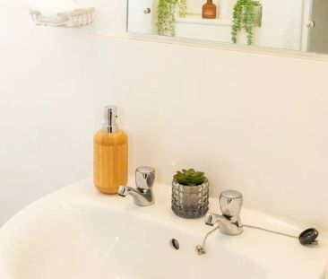 Double Ensuite - Photo 5