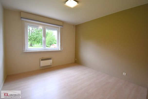 Vernieuwd 3-slaapkamer appartement te huur nabij het centrum van Sint-Pieters-Leeuw - Foto 1