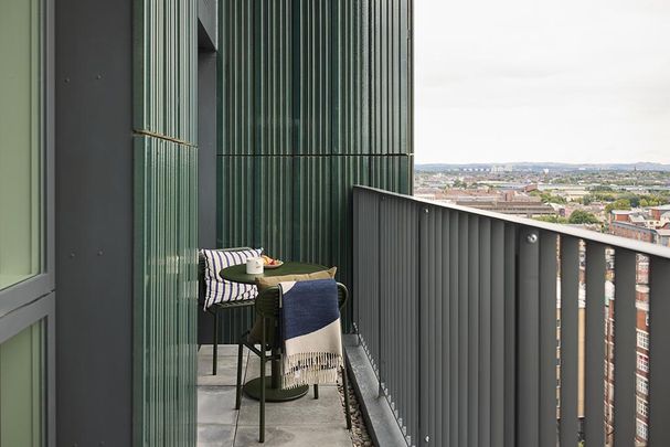 2 bedroom penthouse to rent - Photo 1