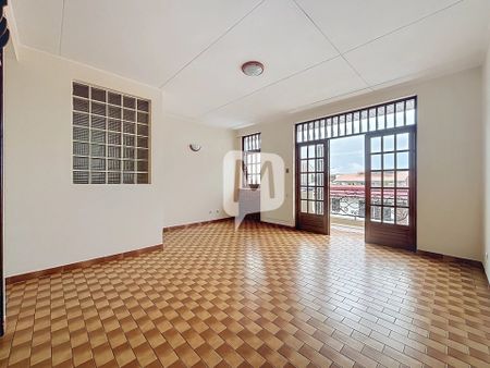 Location Appartement 3 pièces CAYENNE 97300 - Photo 2