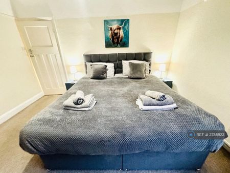 2 bedroom maisonette to rent - Photo 5